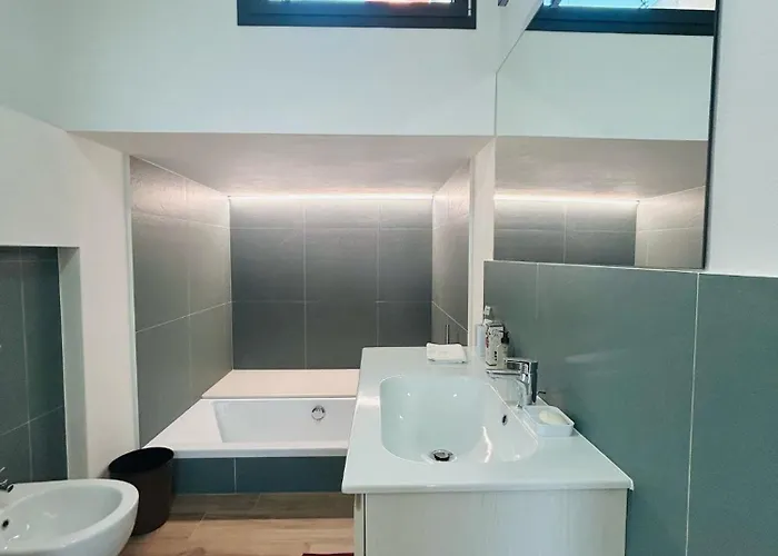 La Casa Dell'orto بيت للعطل إمبيريا