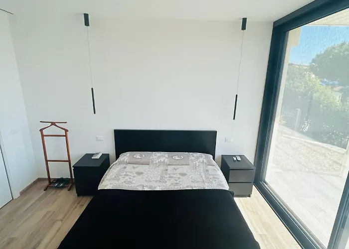 La Casa Dell'orto بيت للعطل إمبيريا